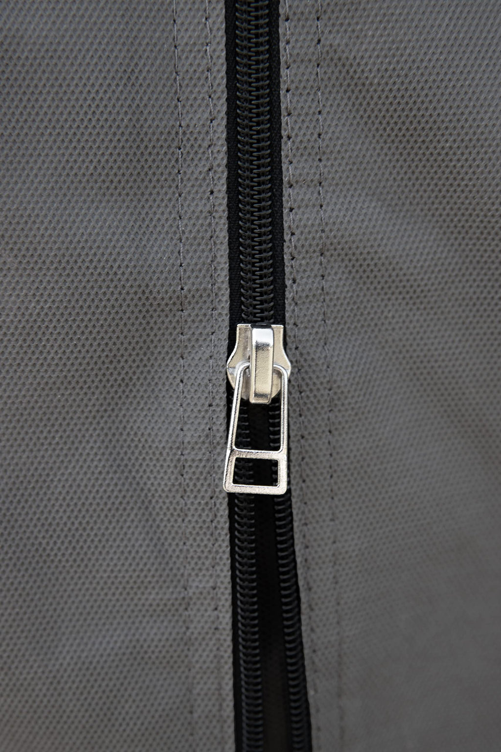 Polypropylene Camper RV Cover with Zipper Entry Doors and Air Vents M9842