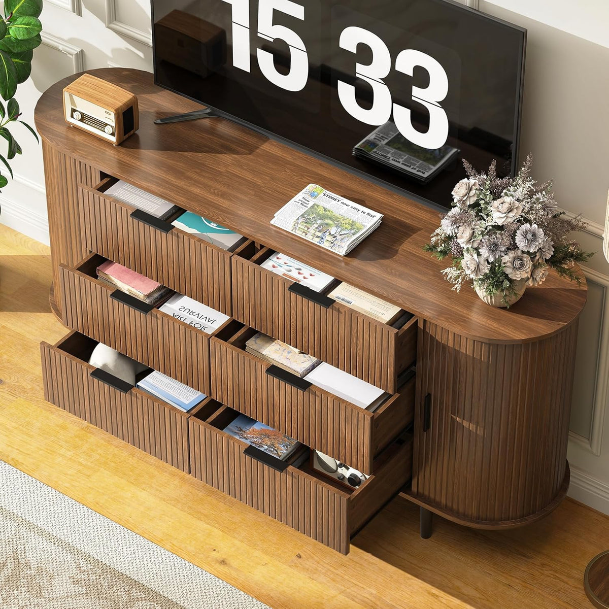 Brown 6 Drawer Wood Dresser E202163
